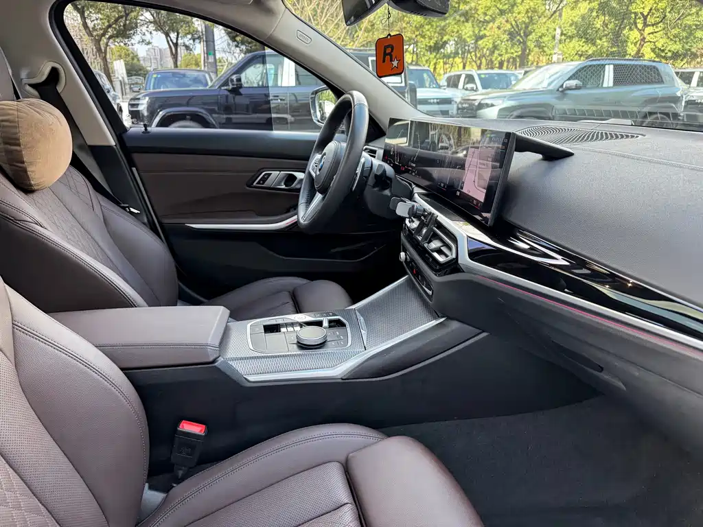 BMW 3 Series — фото 14