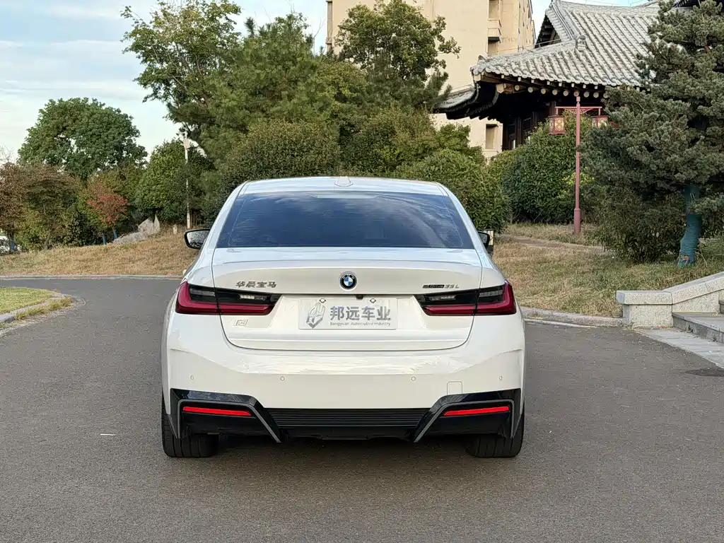 BMW i3 — фото 5