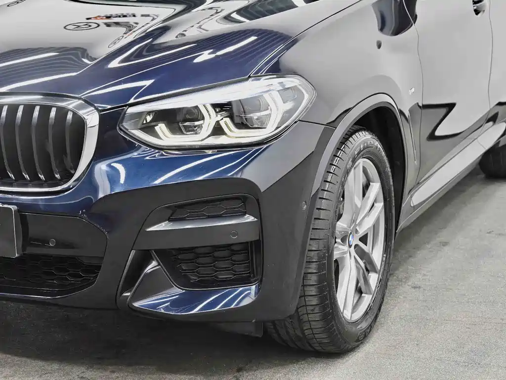 BMW X3 — фото 22