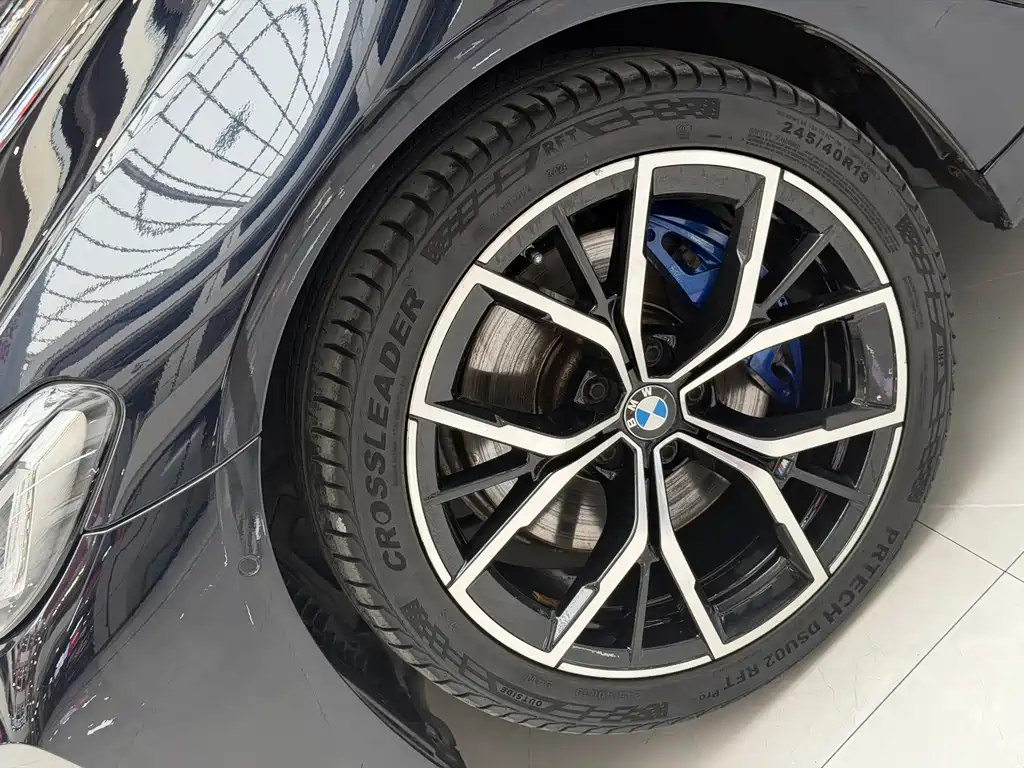BMW 5 Series (Import) — фото 11