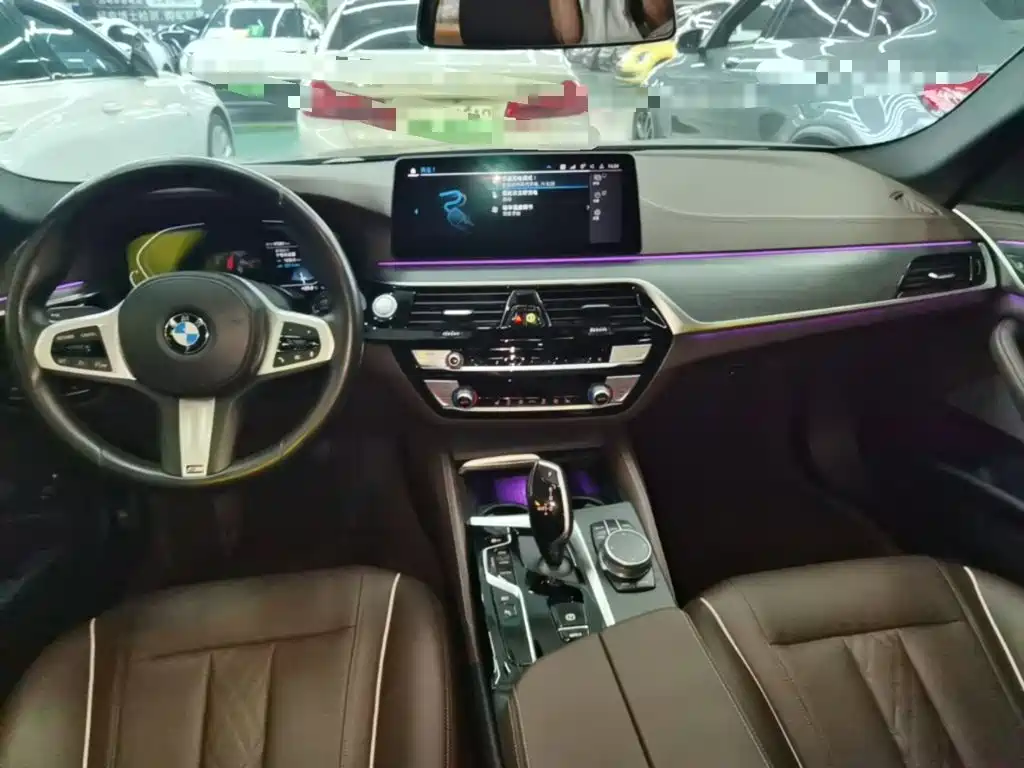 BMW 5 Series New Energy — фото 9