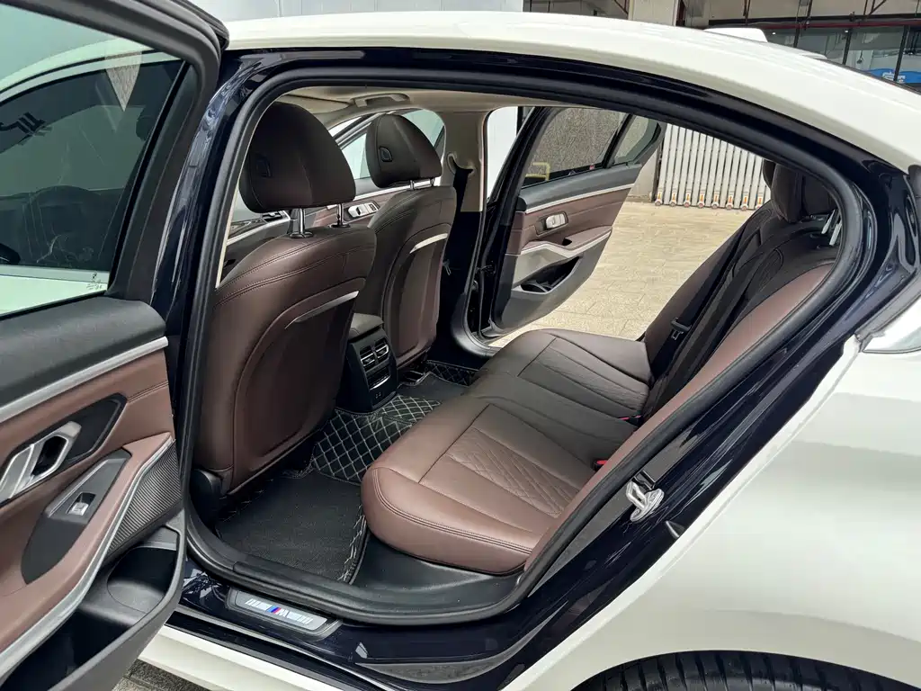 BMW 3 Series — фото 15