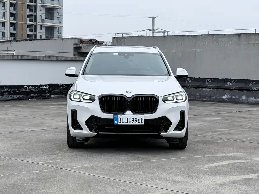 BMW X3 — фото 2