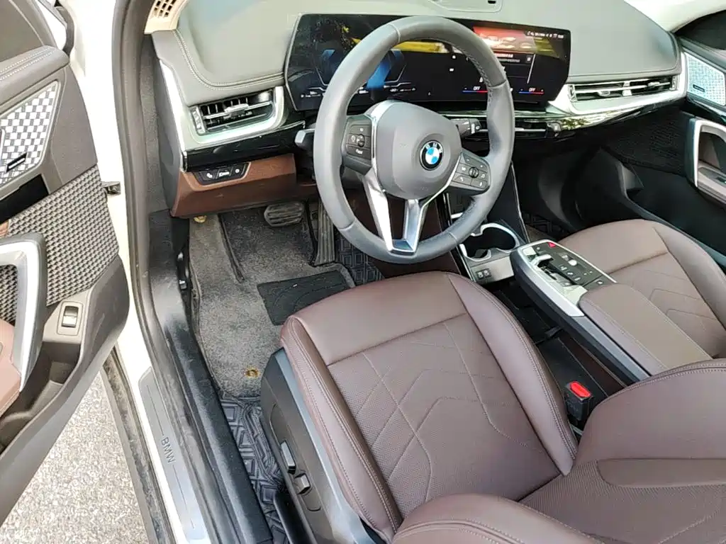 BMW X1 — фото 15