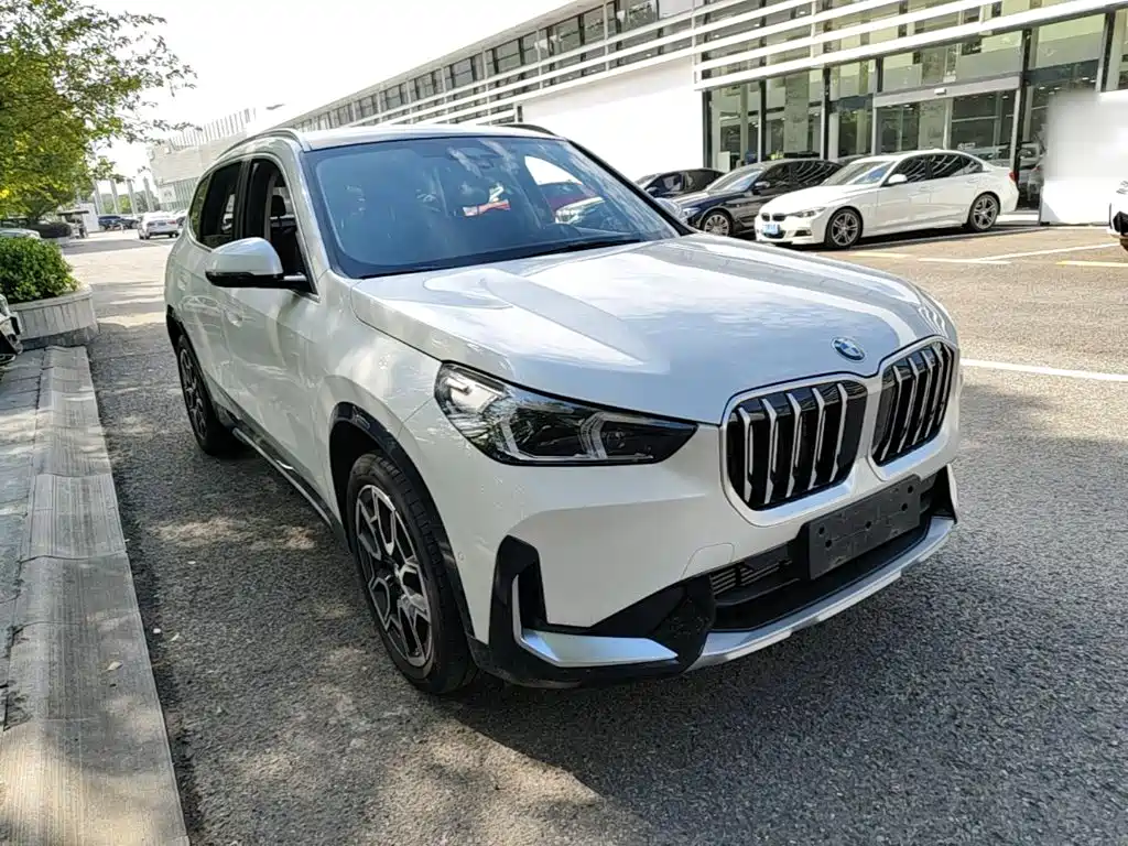 BMW X1 — фото 3