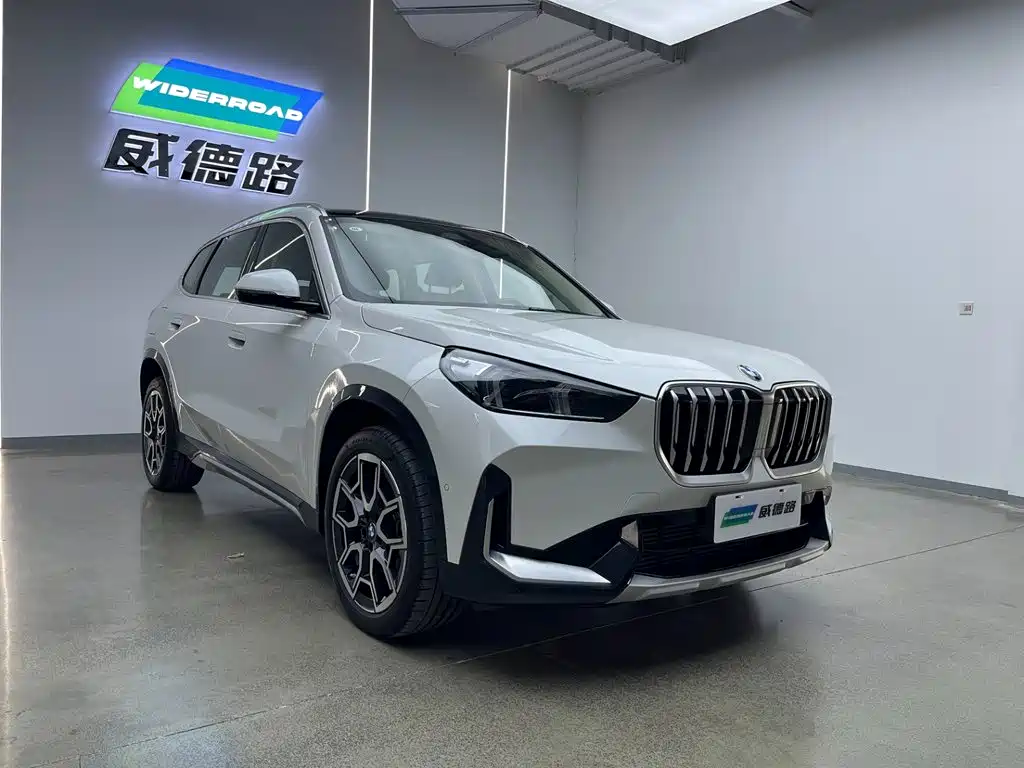 BMW X1 — фото 2