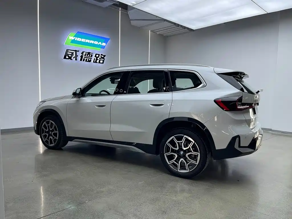 BMW X1 — фото 4