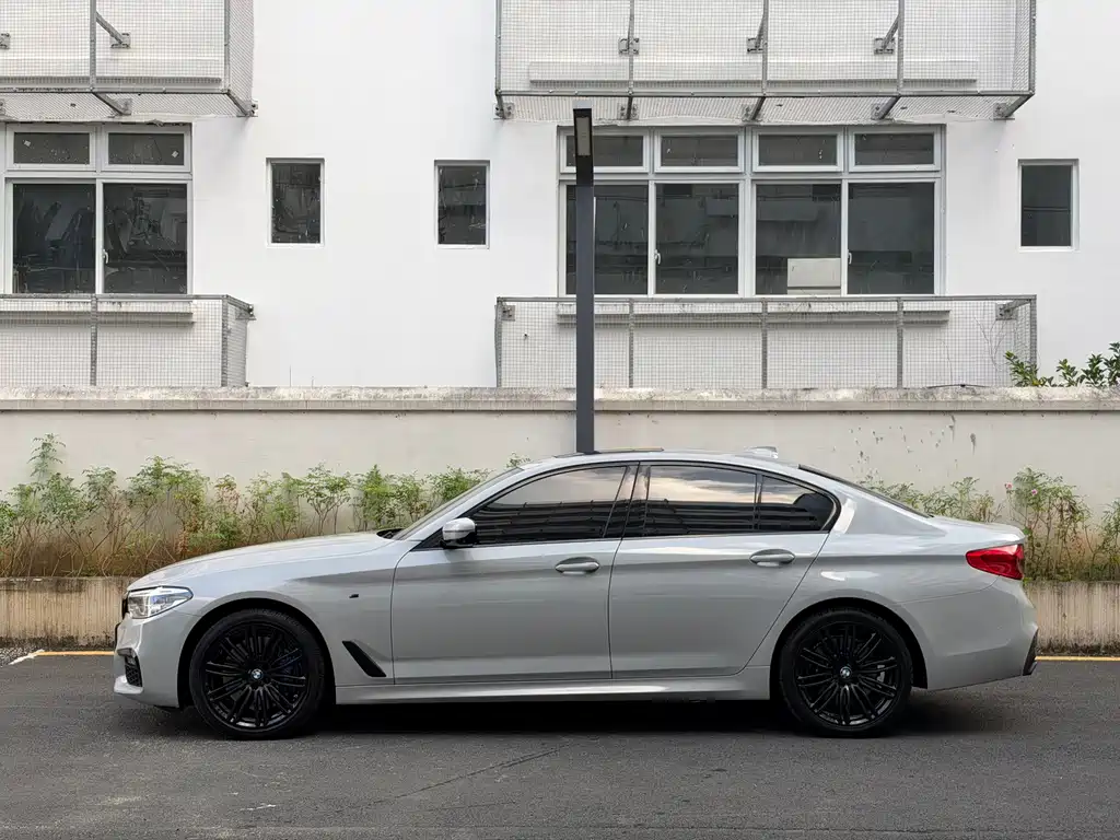 BMW 5 Series (Import) — фото 7