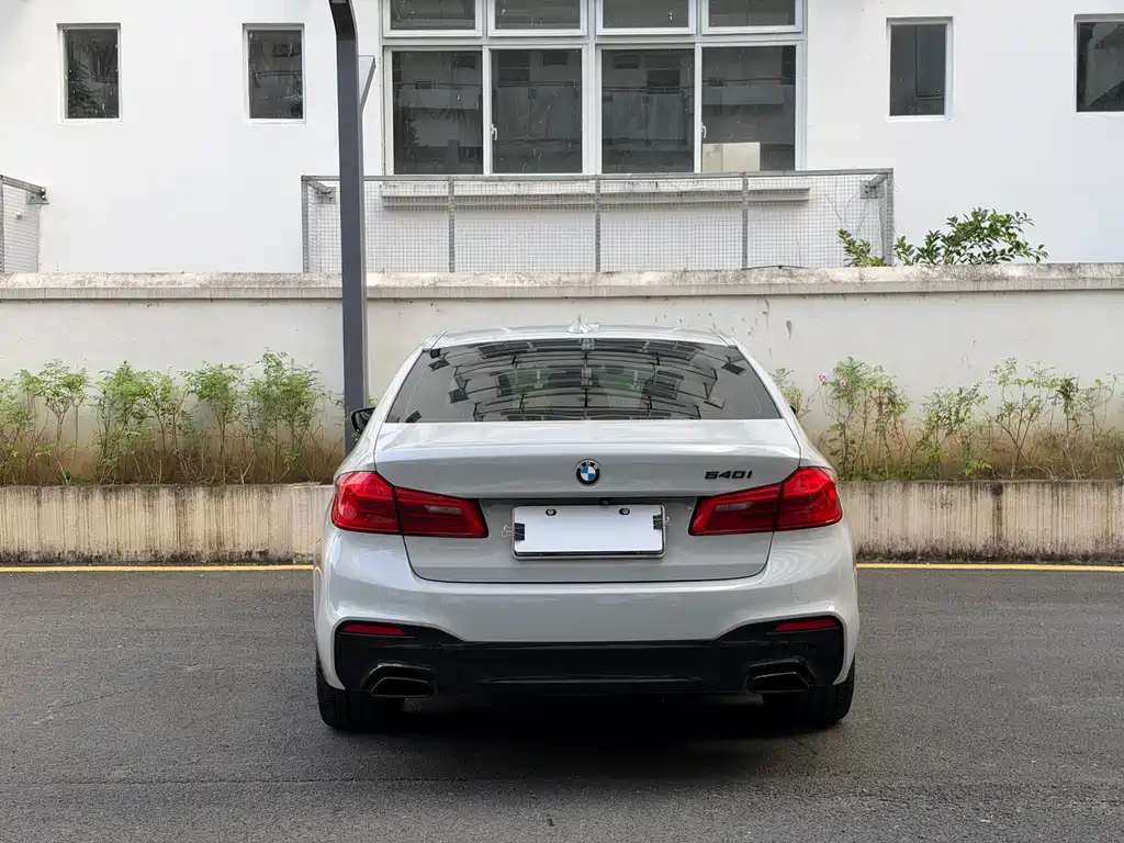 BMW 5 Series (Import) — фото 9