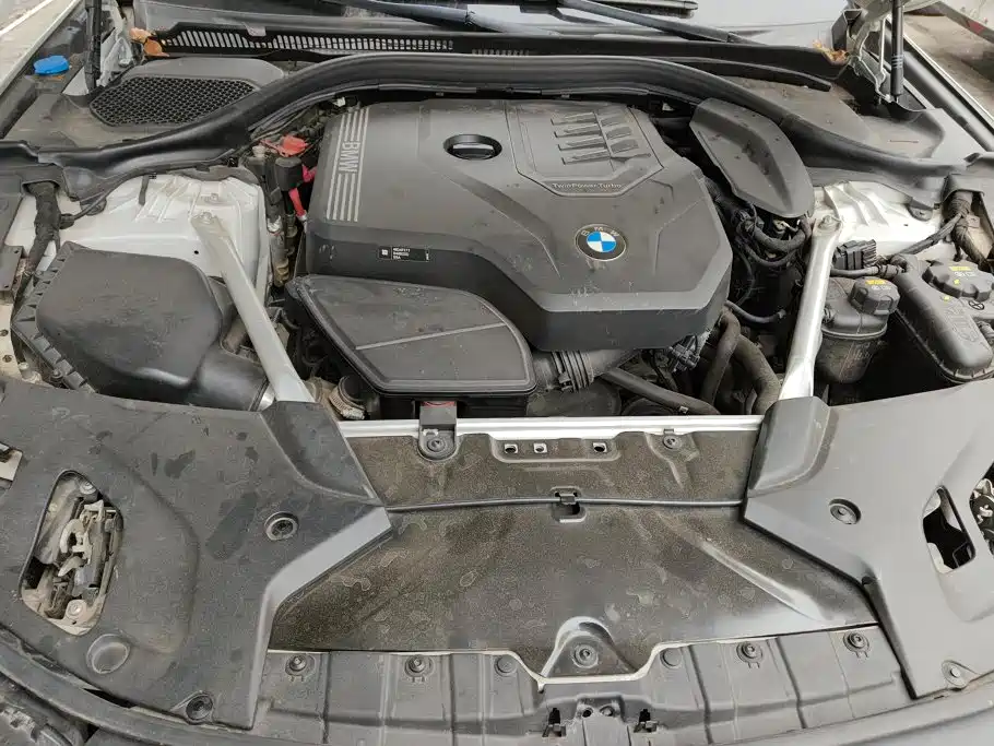 BMW 5 Series — фото 10
