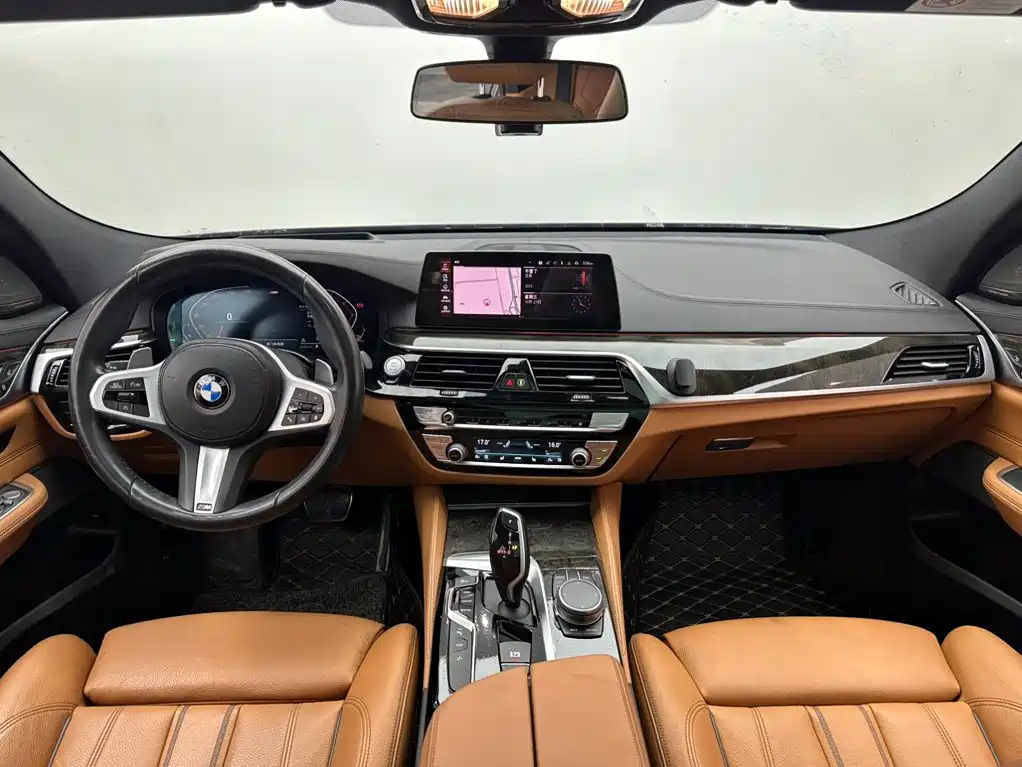BMW 6 Series GT — фото 10