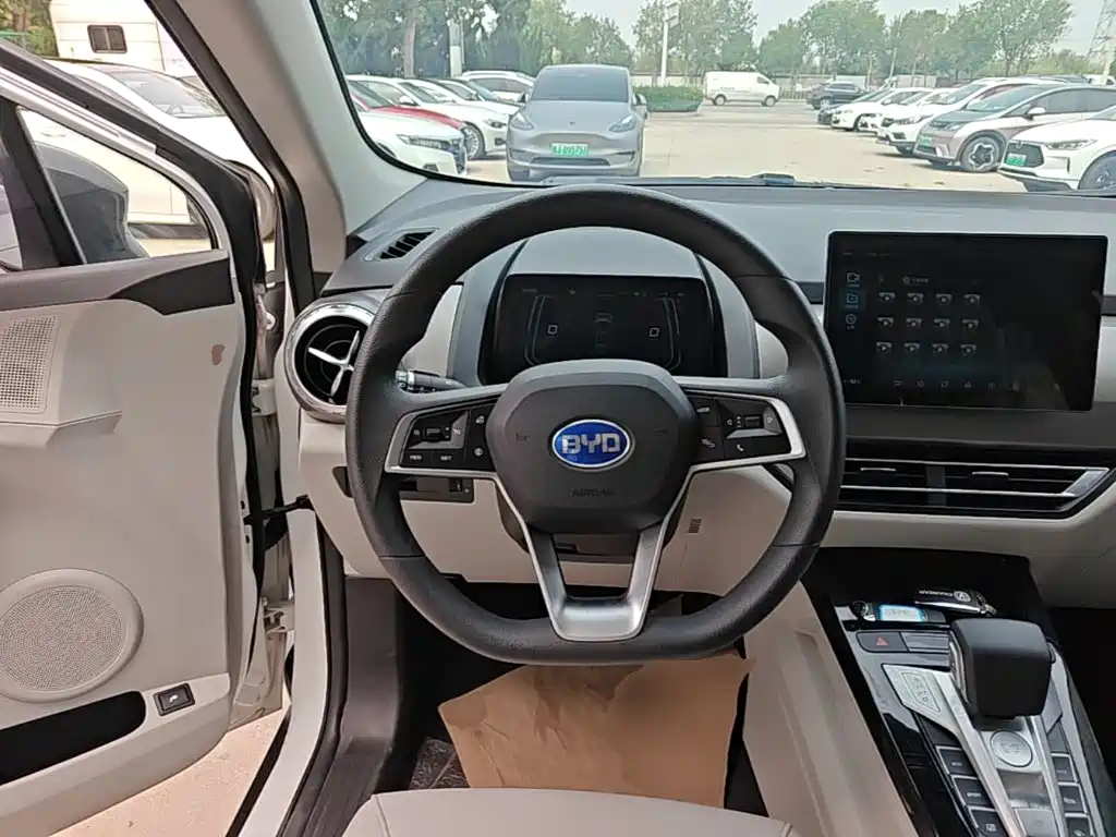 BYD Yuan Pro — фото 11