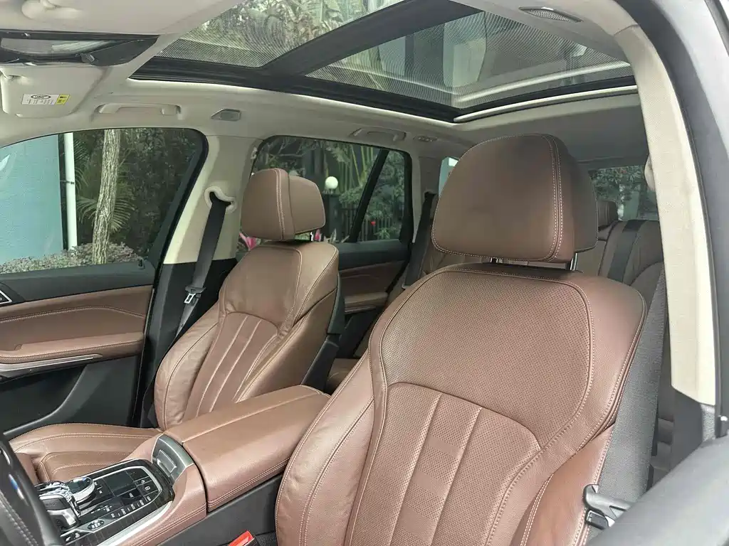 BMW X5 (Import) — фото 13