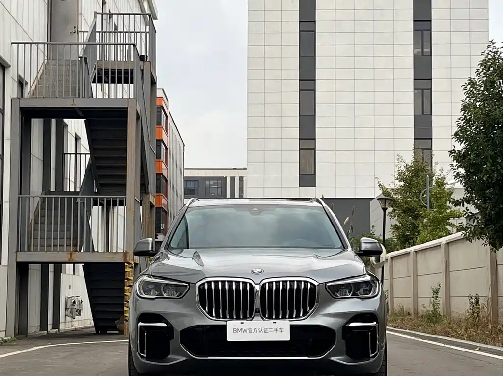 BMW X5 — фото 2