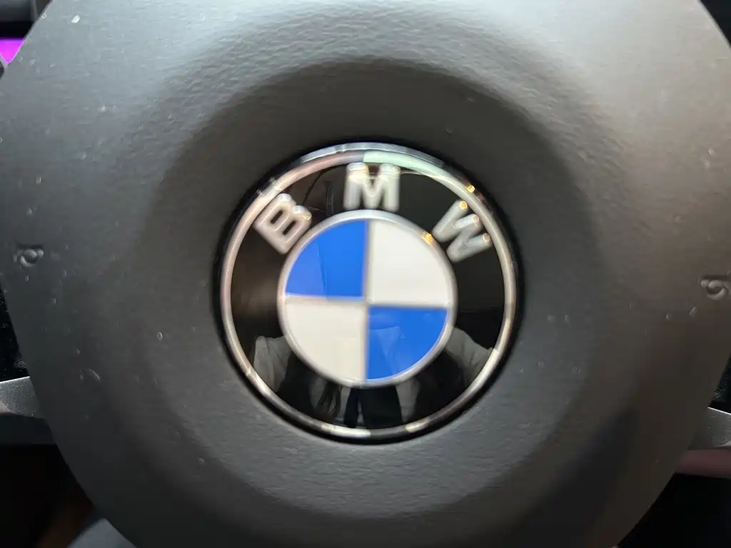 BMW 5 Series — фото 28