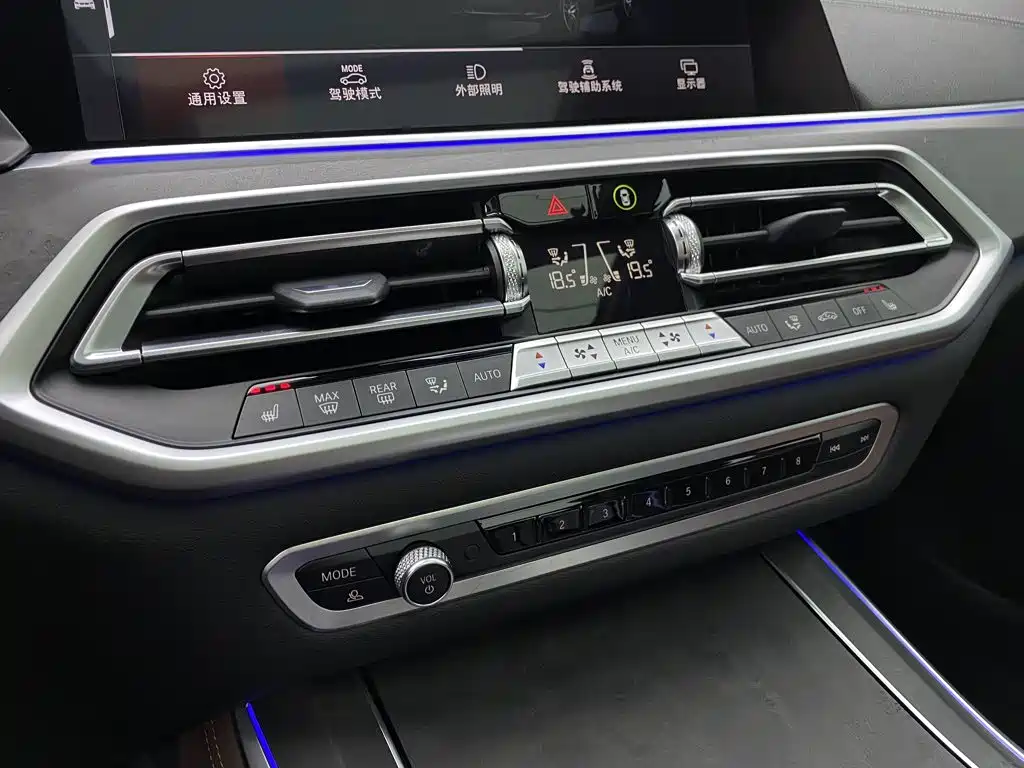 BMW X5 (Import) — фото 21