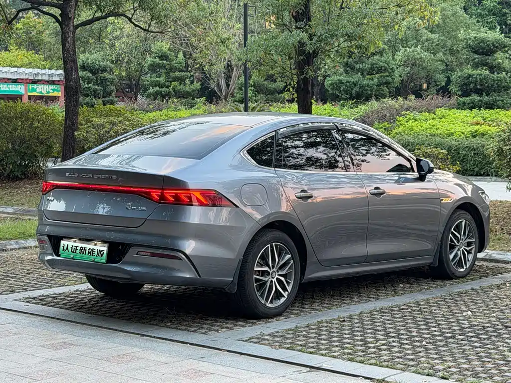 BYD Qin PLUS — фото 15