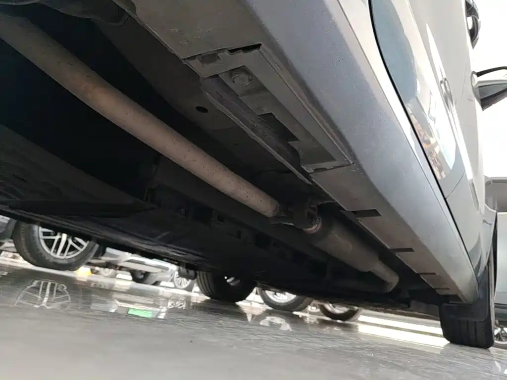 BYD Seal 05 DM-i — фото 20