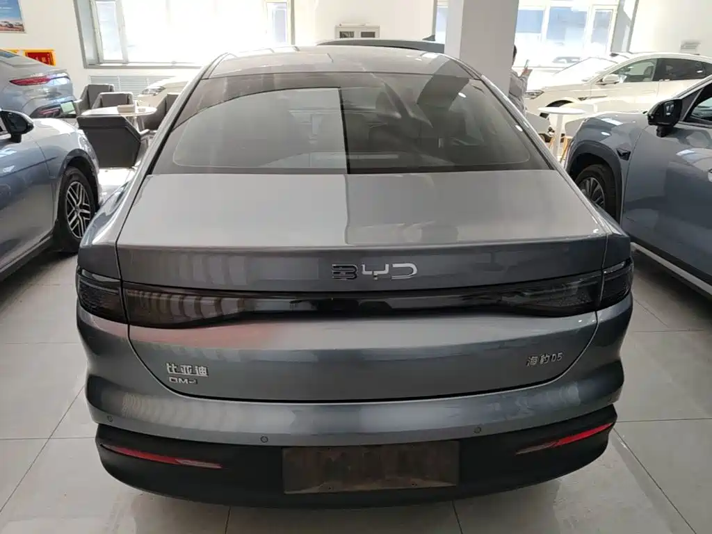 BYD Seal 05 DM-i — фото 5