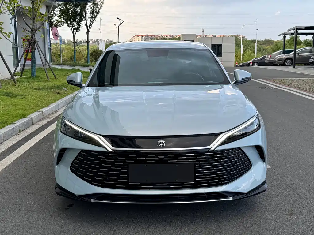 BYD Qin L — фото 2