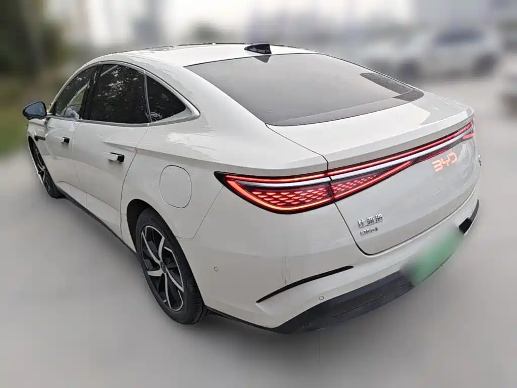 BYD Seal 07 DM-i — фото 6