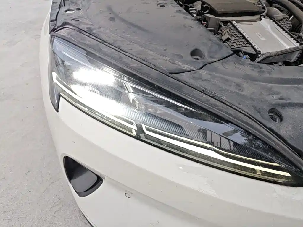 BYD Seal 07 DM-i — фото 10