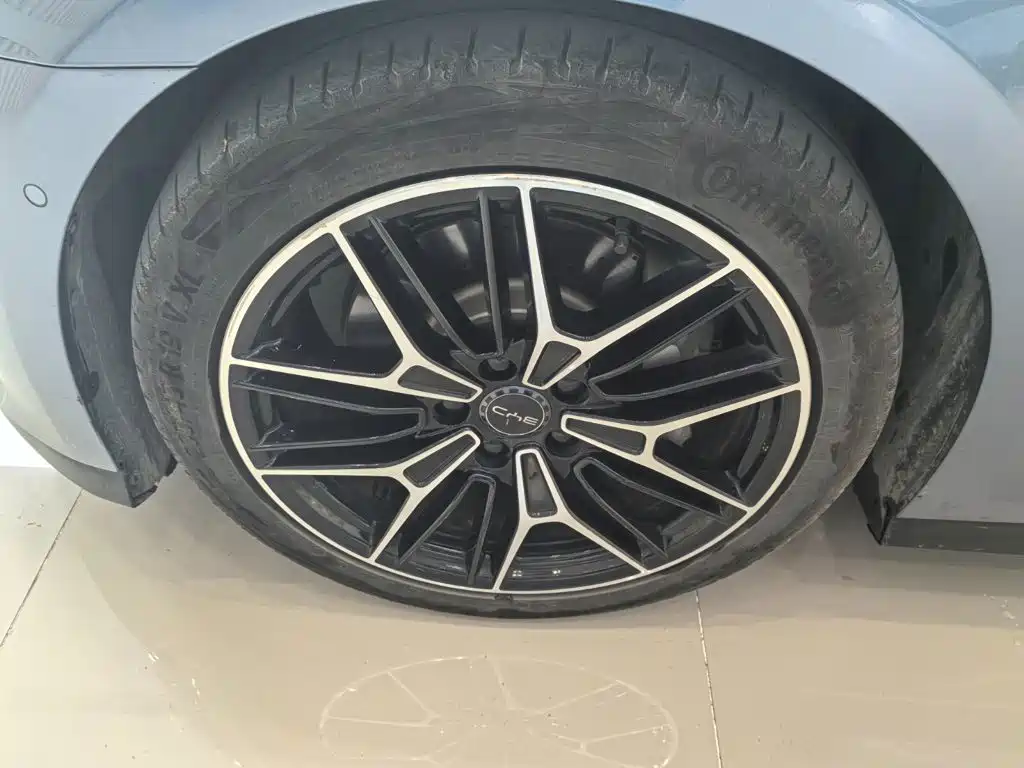 BYD Seal — фото 13