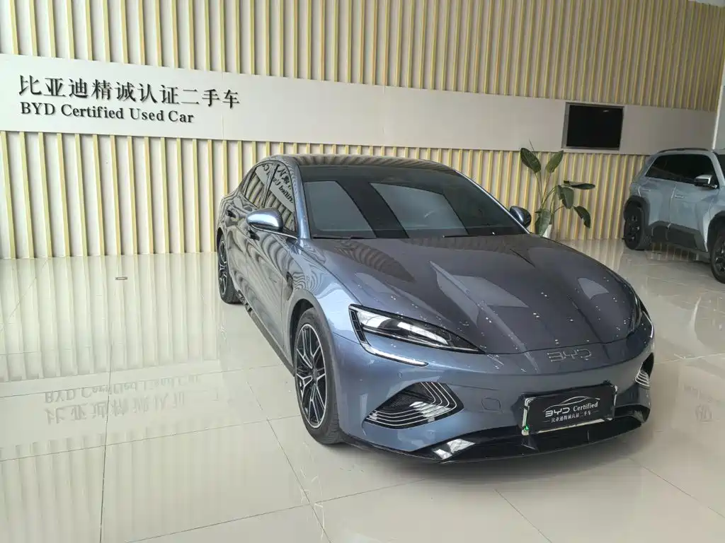 BYD Seal — фото 3