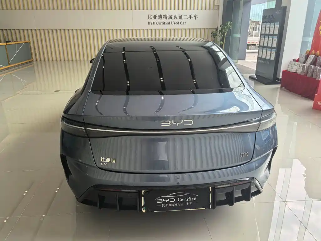 BYD Seal — фото 5