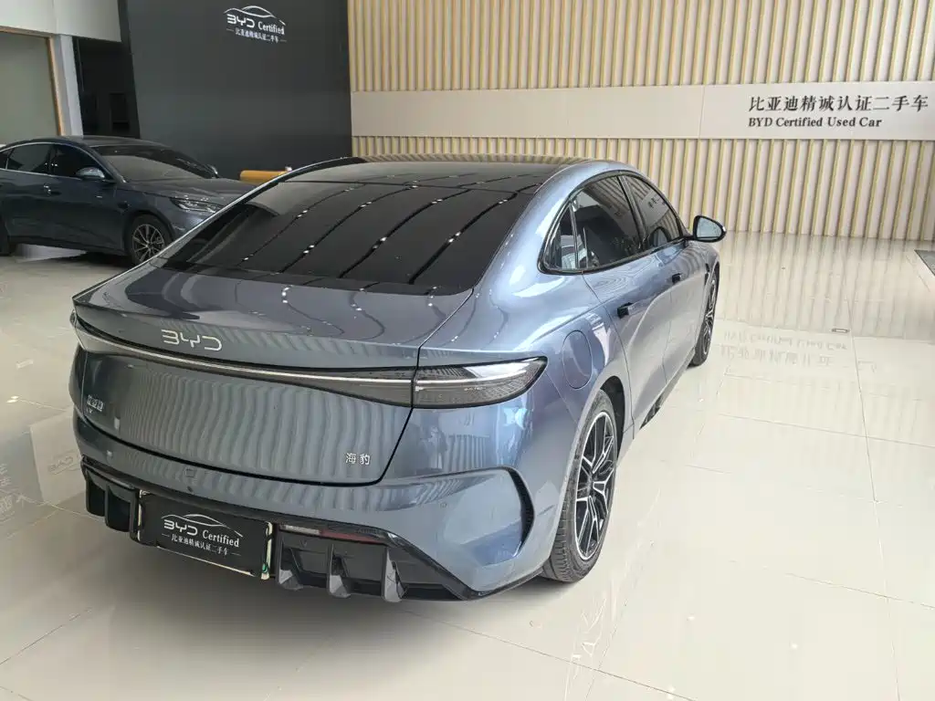 BYD Seal — фото 6