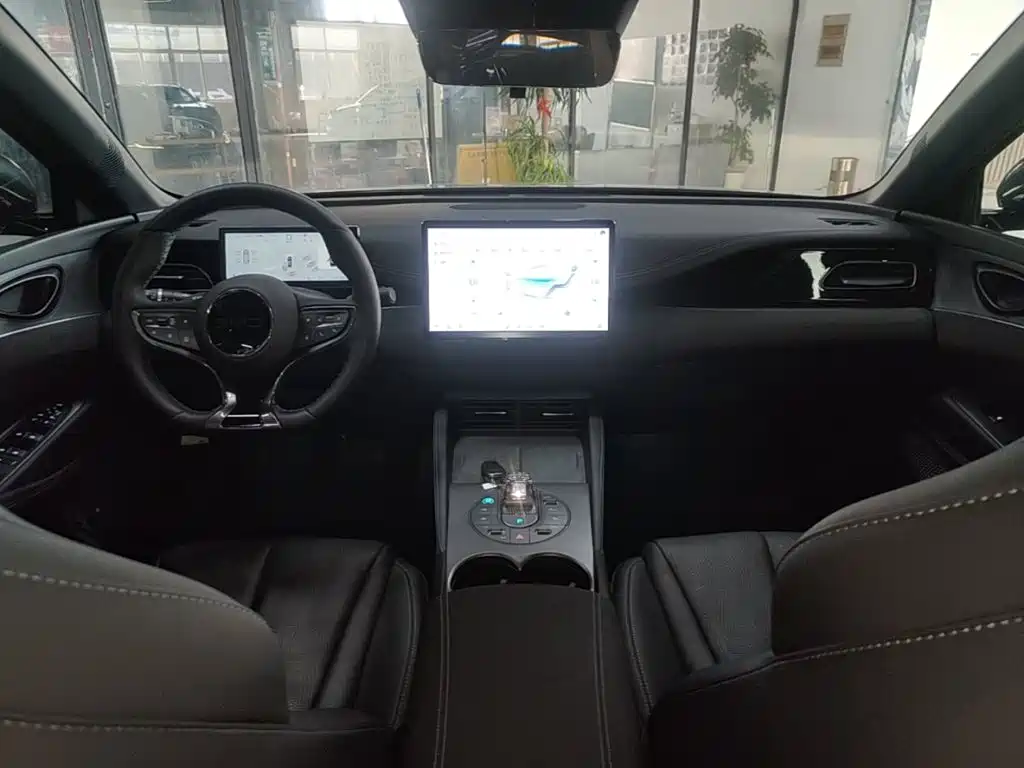BYD Seal 06 — фото 10