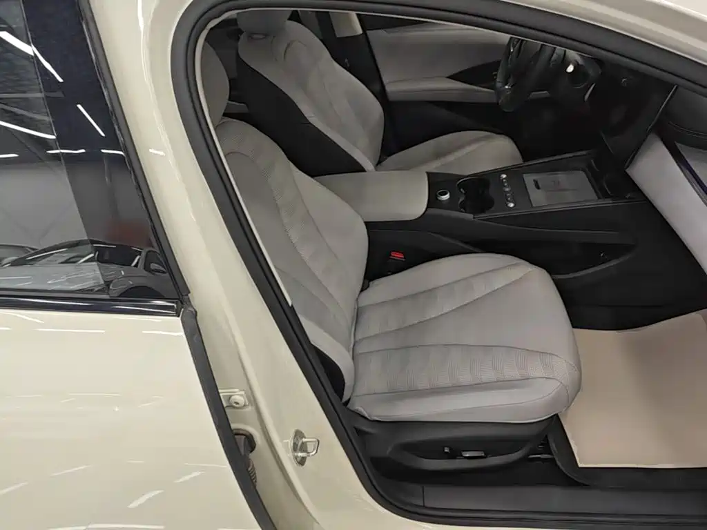 BYD Seal 06 DM-i Touring — фото 25