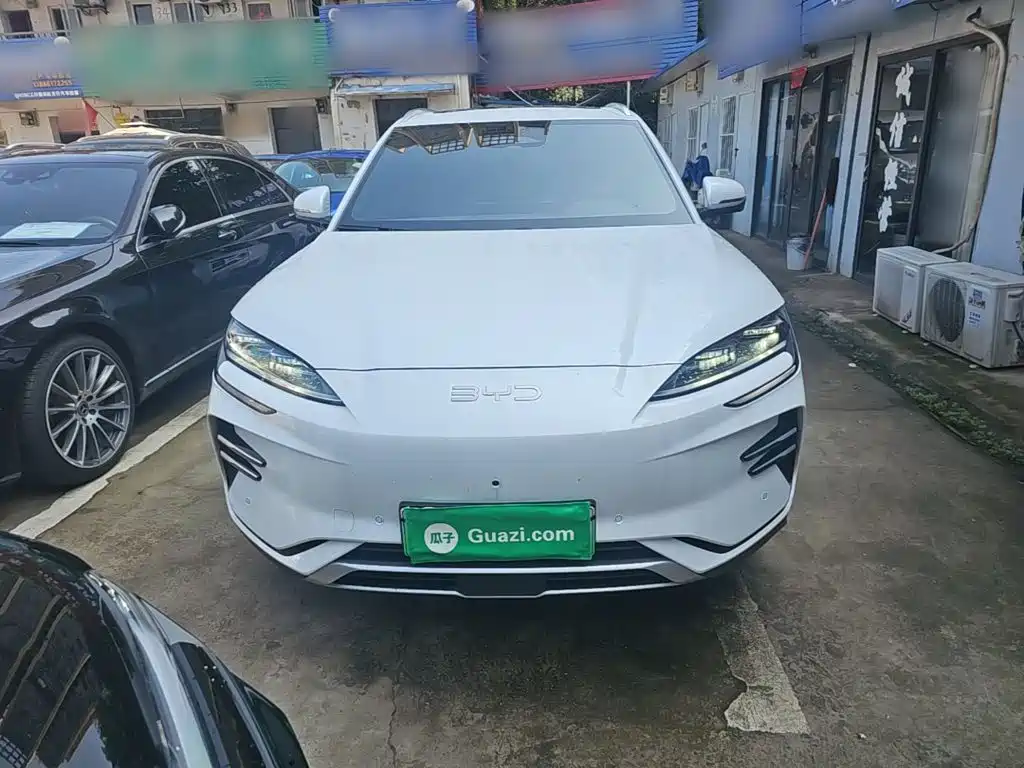 BYD PLUS New Energy — фото 3