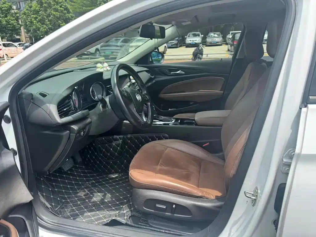Buick Regal — фото 4