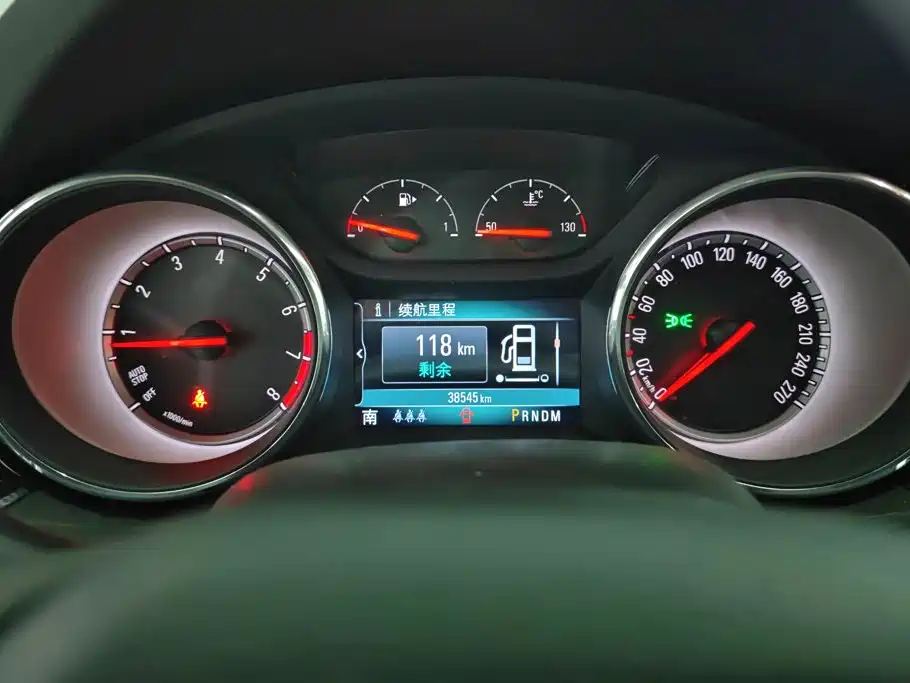 Buick Regal — фото 14