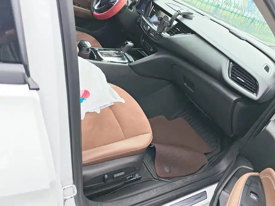 Buick Regal — фото 8