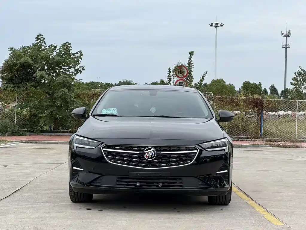 Buick Regal — фото 2