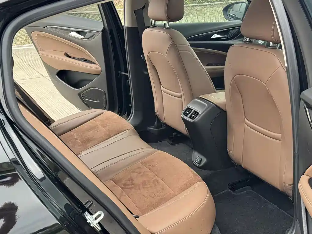 Buick Regal — фото 14