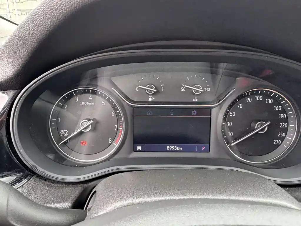 Buick Regal — фото 21