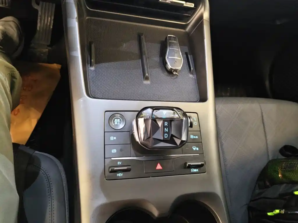 BYD Qin PLUS — фото 14