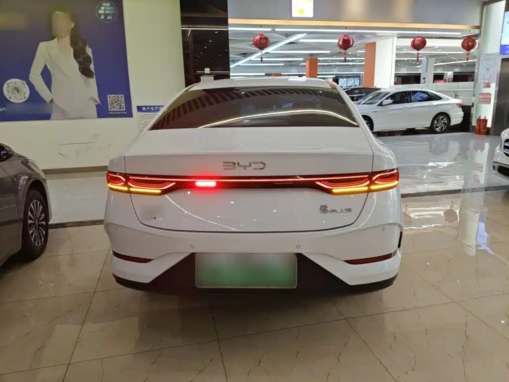 BYD Qin PLUS — фото 6
