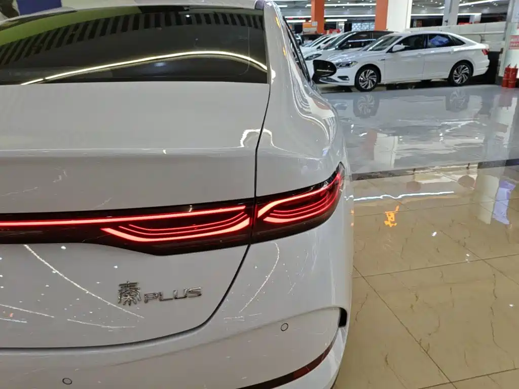 BYD Qin PLUS — фото 8