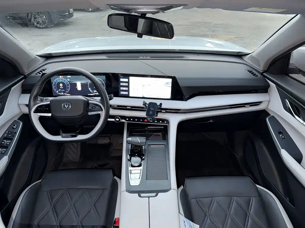 Changan CS75 PLUS — фото 10