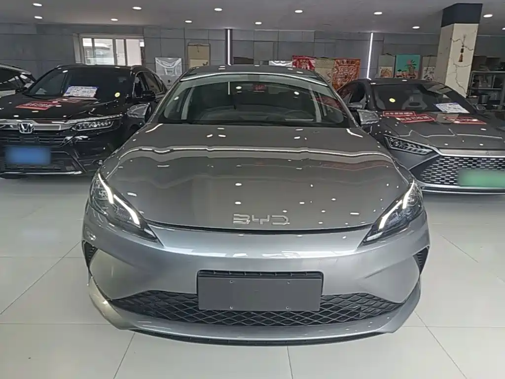 BYD Seal 05 DM-i — фото 3