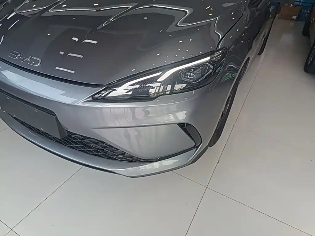 BYD Seal 05 DM-i — фото 24