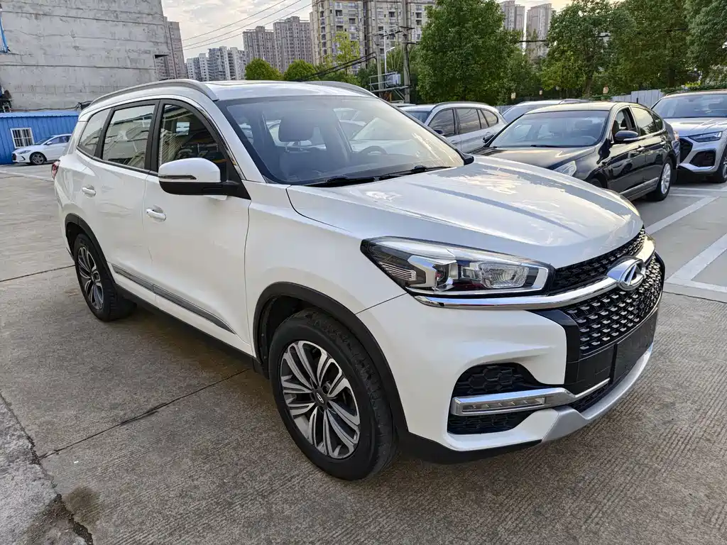 Chery Tiggo 8 — фото 3