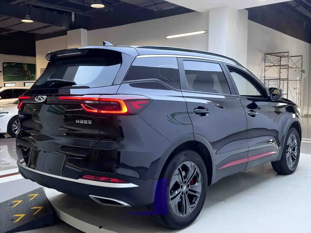 Chery Tiggo 7 — фото 6