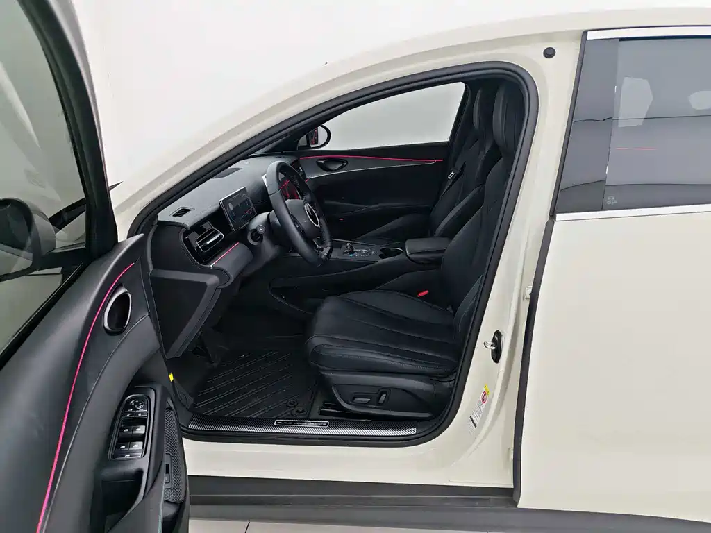 BYD Seal 06 — фото 9