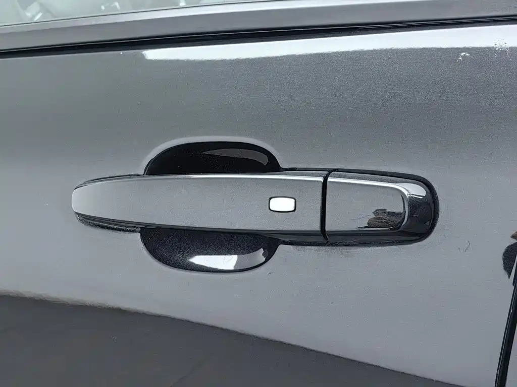 Chevrolet Equinox — фото 18