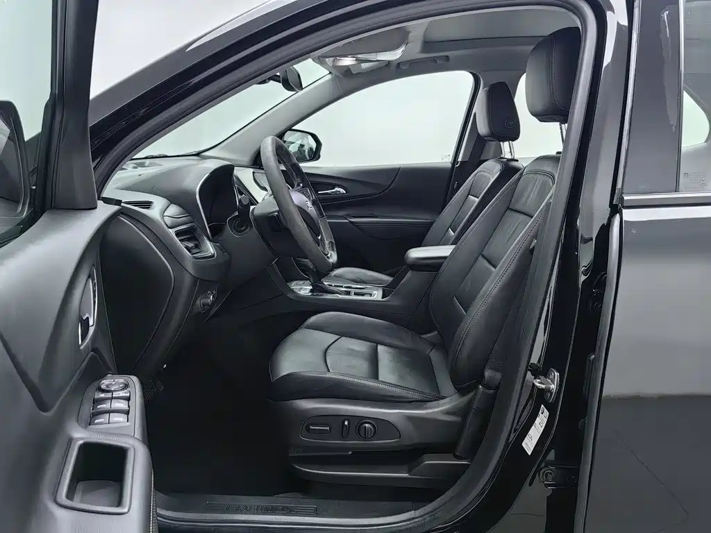 Chevrolet Equinox — фото 10